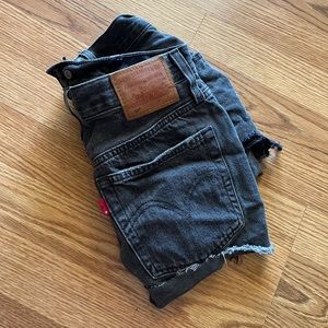 Womens Levi’s shorts